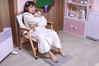 창신리빙 프랑코 강력 지압보드 — 5점을 준 리뷰어가 2022년 11월 올린 사용 사진