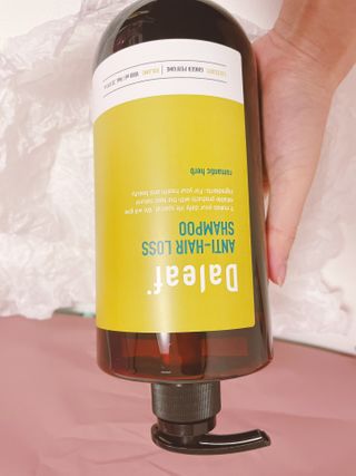 달리프 진저 베러 퍼퓸 탈모 완화 샴푸 1000ml 향 3종 — 5점을 준 리뷰어가 2021년 1월 올린 사용 사진