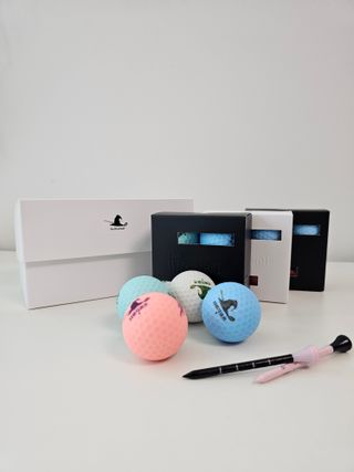 더위치골프(thewitchgolf) 프리미엄 골프 공 더위치골프 매트 펄 컬러의 3피스볼 더위치골프 골프볼 선물세트 — 5점을 준 리뷰어가 2023년 9월 올린 사용 사진