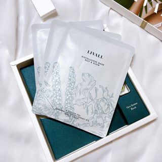 리브얼 | LIVALL 바이오셀룰로오스 마스크 레스트 앤 글로우 33ml  x 3개입 — 5점을 준 리뷰어가 2022년 7월 올린 사용 사진