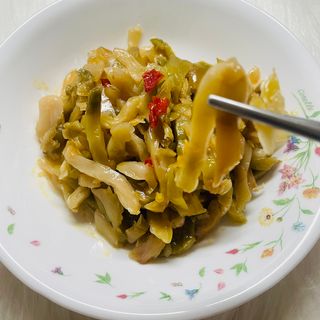 루시델리 야미하우스 홍콩 스파이시 프리미엄 짜사이 무침 500g — 5점을 준 리뷰어가 2024년 6월 올린 사용 사진