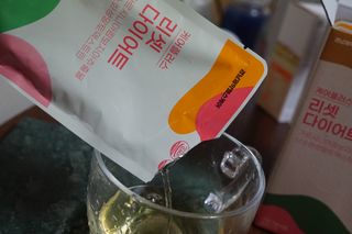 [경남제약헬스케어] 케어플러스 리셋 다이어트 청포도맛 100ml X 5포 (5일분) — 5점을 준 리뷰어가 2023년 4월 올린 사용 사진
