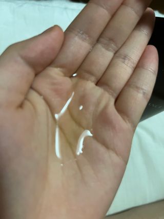 르핸스 퍼포밍 5 샴푸 비반트 포렛/베티버 포그 — 5점을 준 리뷰어가 2023년 2월 올린 사용 사진