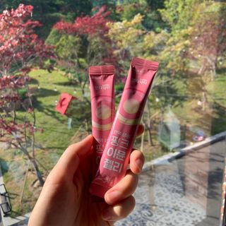 인디닥터 면역 생생 핑크 이뮨 젤리 + 타이탄 BCAA 프로틴 젤리스틱 — 3점을 준 리뷰어가 2022년 5월 올린 사용 사진
