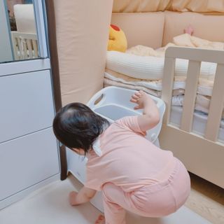 3M 유아안전 4종세트-전기소켓커버 + 모서리보호대 + 서랍안전잠금장치 + 문닫힘보호대 — 5점을 준 리뷰어가 2024년 5월 올린 사용 사진