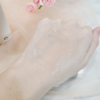 로우퀘스트 베리어 인핸싱 토너투에센스 200ml — 5점을 준 리뷰어가 2023년 10월 올린 사용 사진