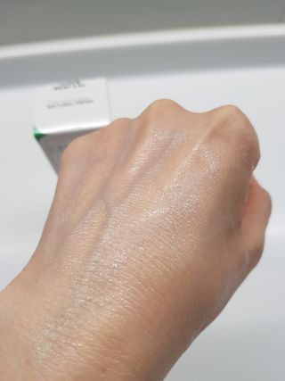 랑벨 내츄럴 프레시 업 선크림 75ml — 5점을 준 리뷰어가 2022년 5월 올린 사용 사진