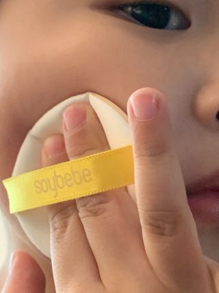 소이베베X신비아파트 모이스쳐 선팩트 SPF50+ PA+++ — 5점을 준 리뷰어가 2023년 5월 올린 사용 사진