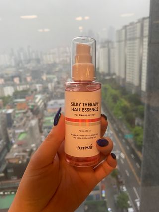 썸헤어 / SUMHAIR 썸헤어 실키 테라피 헤어 에센스 — 5점을 준 리뷰어가 2021년 5월 올린 사용 사진