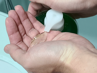 닥터시드 티트리 앤 라임 비건 지성케어 쿨 탈모 샴푸 (1000ml) — 5점을 준 리뷰어가 2023년 12월 올린 사용 사진