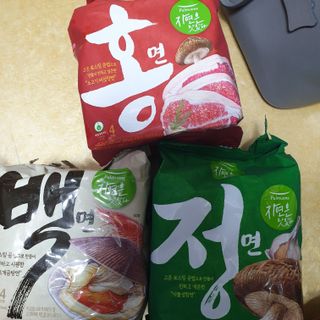 [풀무원] 자연은맛있다 정면, 백면, 홍면  세트 — 5점을 준 리뷰어가 2021년 4월 올린 사용 사진