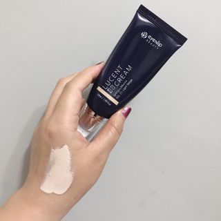아이앤립 / EYENLIP 아이앤립 루센트 비비크림 2 Color — 4점을 준 리뷰어가 2021년 6월 올린 사용 사진