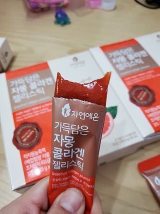 자연에온 가득담은 자몽 콜라겐 젤리스틱 2BOX — 5점을 준 리뷰어가 2020년 12월 올린 사용 사진