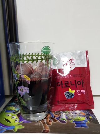 서울약사신협_내몸애생발란스아로니아_70ml x 30포 — 5점을 준 리뷰어가 2021년 7월 올린 사용 사진