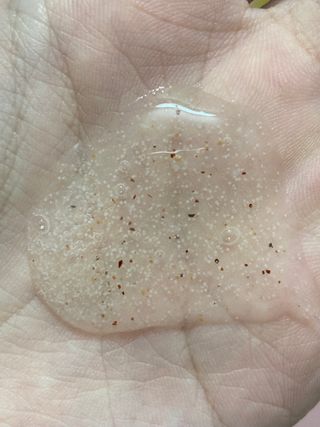 벨먼 내추럴스파 수분광채 스크럽 바디워시 600ml 5종 — 5점을 준 리뷰어가 2022년 5월 올린 사용 사진