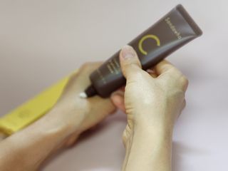산다화 비타민C 화이트닝 크림 — 4점을 준 리뷰어가 2023년 5월 올린 사용 사진