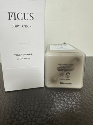 테이크어샤워 [쿠팡+할인+무배] 피쿠스 바디로션 FICUS BODY LOTION 250ML — 5점을 준 리뷰어가 2025년 10월 올린 사용 사진