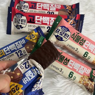 이지프로틴바 3종x각 2ea (고단백질바, 멀티단백질바, 식물성단백질바) — 4점을 준 리뷰어가 2024년 2월 올린 사용 사진