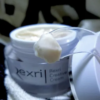 렉스리 크리에이티브 크림  Rexri Creative Cream — 5점을 준 리뷰어가 2021년 10월 올린 사용 사진