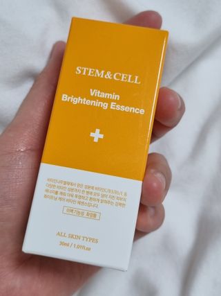 체르엠 스템앤셀 비타민 브라이트닝 에센스 30ml 1개 — 5점을 준 리뷰어가 2021년 12월 올린 사용 사진