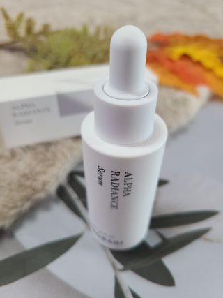 바노바기 코스메틱 알파 래디언스 세럼 30ml — 5점을 준 리뷰어가 2023년 12월 올린 사용 사진
