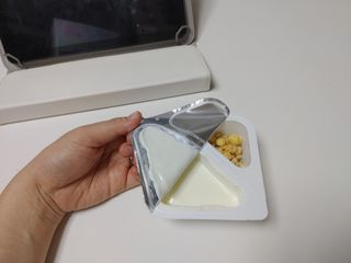 LIVE 매일바이오 토핑요거트 — 5점을 준 리뷰어가 2022년 4월 올린 사용 사진