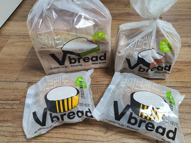 Vbread 포카치아식빵1개 + 미니식빵 1개 + 머핀 2개 세트 리뷰 사진