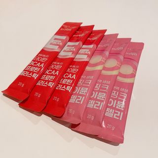 인디닥터 면역 생생 핑크 이뮨 젤리 + 타이탄 BCAA 프로틴 젤리스틱 — 4점을 준 리뷰어가 2022년 4월 올린 사용 사진