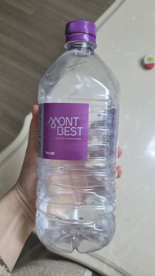 몽베스트 MONTBEST 1L 12입 — 5점을 준 리뷰어가 2022년 2월 올린 사용 사진