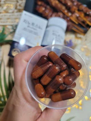 프리마인 홍삼의 강력한 에너지, 이제는 흡수율을 높인 최첨단 캡슐로 간편하게 초고속 충전하세요. — 5점을 준 리뷰어가 2022년 4월 올린 사용 사진