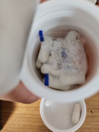 프리마인 성큼다가온 봄, 이너뷰티를 챙겨야 피부도 화사하게, 컨디션도 활기차게. 흡수율을 높인 고효율 비타민. — 5점을 준 리뷰어가 2022년 10월 올린 사용 사진