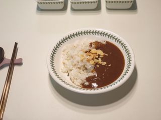 불타 지옥불카레 불지옥맛 180g x 3봉 — 5점을 준 리뷰어가 2021년 6월 올린 사용 사진