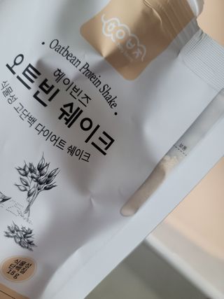 헤이빈즈 식사대용 식물성단백질 다이어트쉐이크 파우치 5일분 — 5점을 준 리뷰어가 2023년 3월 올린 사용 사진