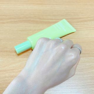 아이레시피 마일드시카 브라이트닝 업 선스크린 SPF50+ PA++++ — 5점을 준 리뷰어가 2023년 6월 올린 사용 사진