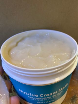 약손명가코스메틱 에오스보떼 뉴트리브 크림 마스크 솔트 500ml — 5점을 준 리뷰어가 2022년 1월 올린 사용 사진