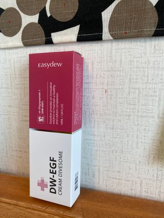 이지듀 DW-EGF 크림 다이브좀_콜라겐이 쏙쏙, 탄력피부로 다이빙 — 5점을 준 리뷰어가 2021년 2월 올린 사용 사진