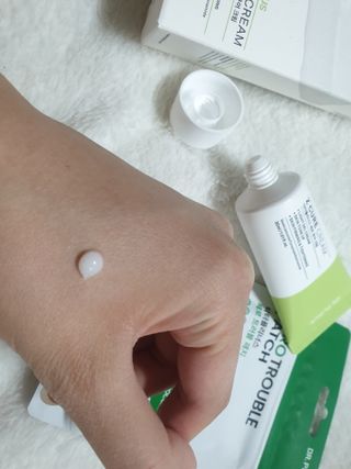 닥터플리너스 제트 큐어 크림 30ml + 제로 트러블 패치 9EA — 5점을 준 리뷰어가 2022년 4월 올린 사용 사진
