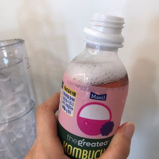 더그레잇티 콤부차 300ml *12개입 (오리지널 6개+베리리치 6개) — 5점을 준 리뷰어가 2022년 7월 올린 사용 사진