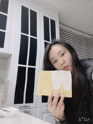 디오르 파인화이트 — 4점을 준 리뷰어가 2022년 1월 올린 사용 사진