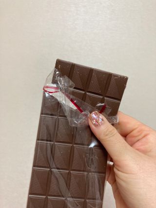 당류2g 자일리톨로 단맛을낸 슈카 퓨어비건 무설탕초콜릿 Xucker vegan 2개입 — 4.5점을 준 리뷰어가 2021년 4월 올린 사용 사진