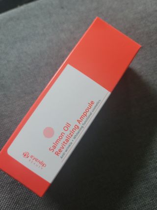 아이앤립 / EYENLIP 아이앤립 연어오일 리바이탈라이징 앰플 — 5점을 준 리뷰어가 2021년 4월 올린 사용 사진