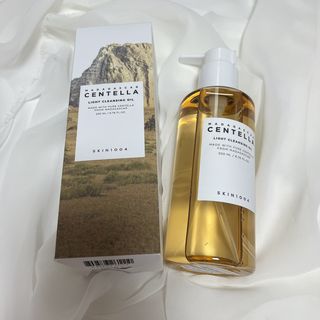 스킨1004 [SKIN1004] 마다가스카르 센텔라 라이트 클렌징 오일 200ml — 5점을 준 리뷰어가 2024년 7월 올린 사용 사진
