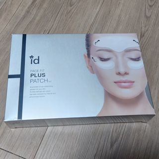 아이디플라코스메틱 아이디 페이스핏 플러스 패치 v2 — 5점을 준 리뷰어가 2020년 12월 올린 사용 사진