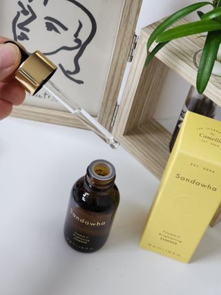 스킨큐어 산다화 비타민c 화이트닝 에센스 30ml — 5점을 준 리뷰어가 2023년 9월 올린 사용 사진