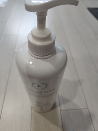 [닥터문] 센텔라 시카케어 화이트머스크 바디워시 1000ml — 3점을 준 리뷰어가 2023년 8월 올린 사용 사진