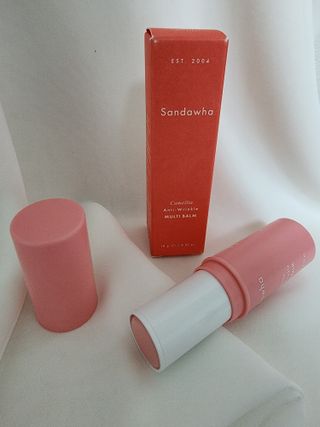 스킨큐어 산다화 카멜리아 안티 링클 멀티밤 — 5점을 준 리뷰어가 2023년 2월 올린 사용 사진