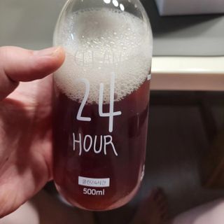 클린24시간 1BOX(5포) + 전용보틀(500ml) — 5점을 준 리뷰어가 2023년 6월 올린 사용 사진