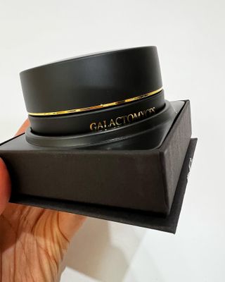 오투에니원 갈락토미세스 비타민 C 프리미엄 블랙스완 크림 50g — 5점을 준 리뷰어가 2022년 12월 올린 사용 사진