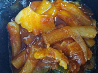 한성기업 무볼레 닭떡볶이+해물떡볶이 2종 세트 — 5점을 준 리뷰어가 2021년 10월 올린 사용 사진