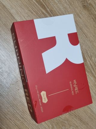 디오르 버닝레드 — 5점을 준 리뷰어가 2022년 1월 올린 사용 사진